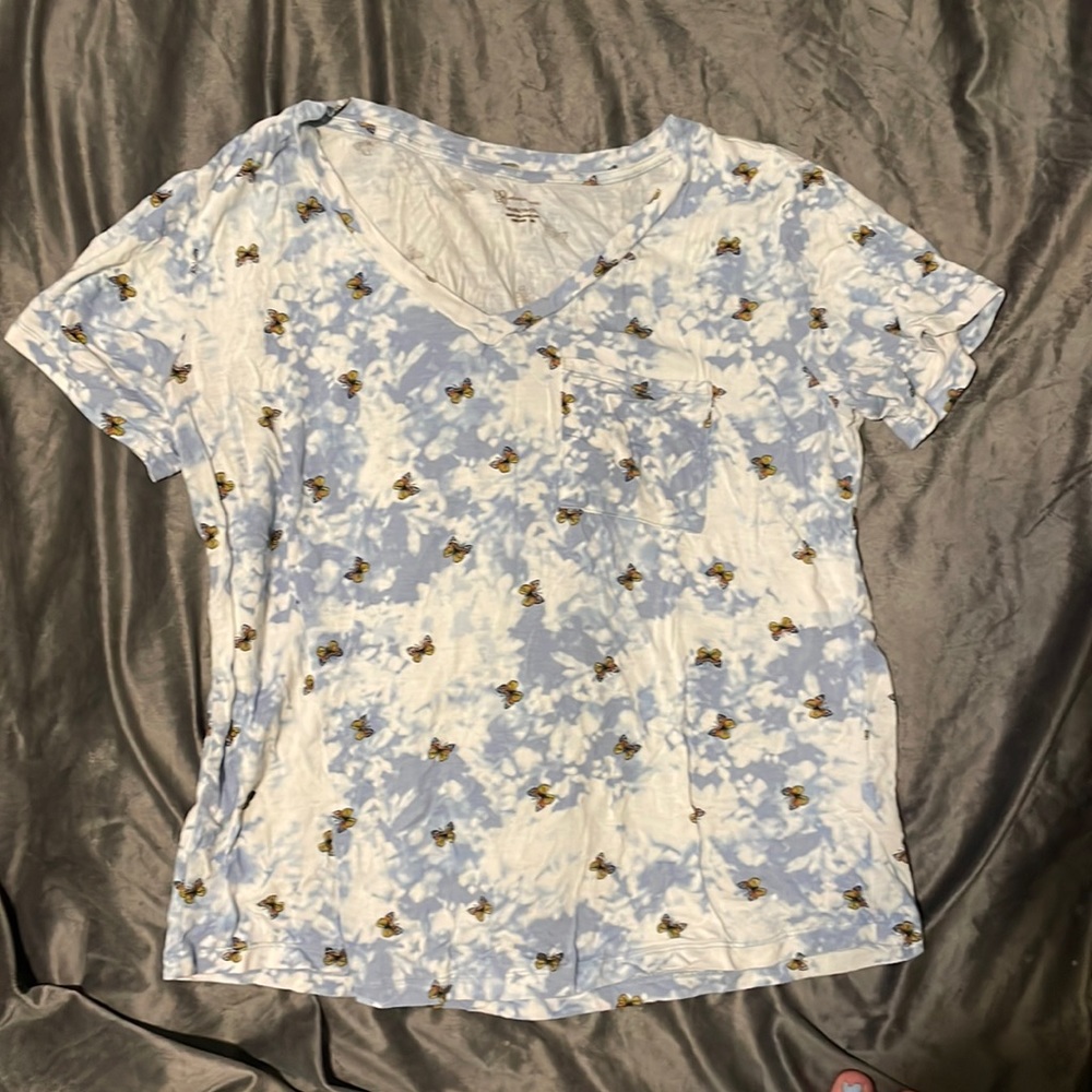 Butterfly tie dye tshirt-lightly worn-size XL